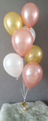 boondesigns ballondecoratie tros met 7 heliumballonnen