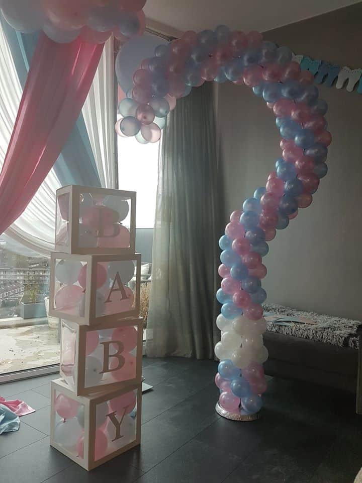 boondesigns gender reveal party ballondecoratie vraagteken roze/blauw